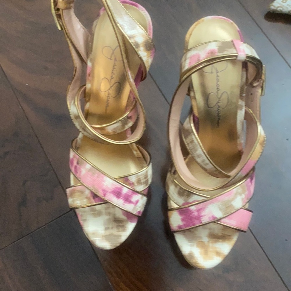 Jessica Simpson 4 to 5 inch stiletto heel
